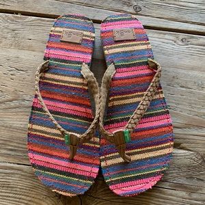 Sanuk Women's Yoga Poncho Viva Flip Flops Sandals